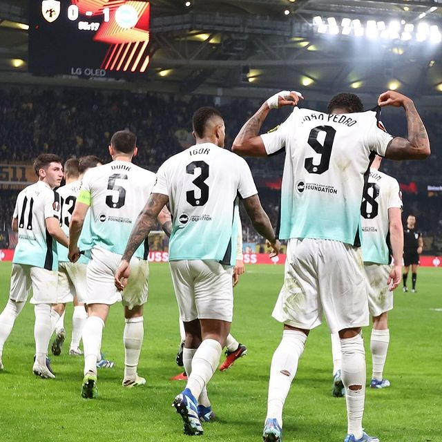 od体育登录入口-关于关键比赛中，战马战队扳平比分，赢下信心之战的信息