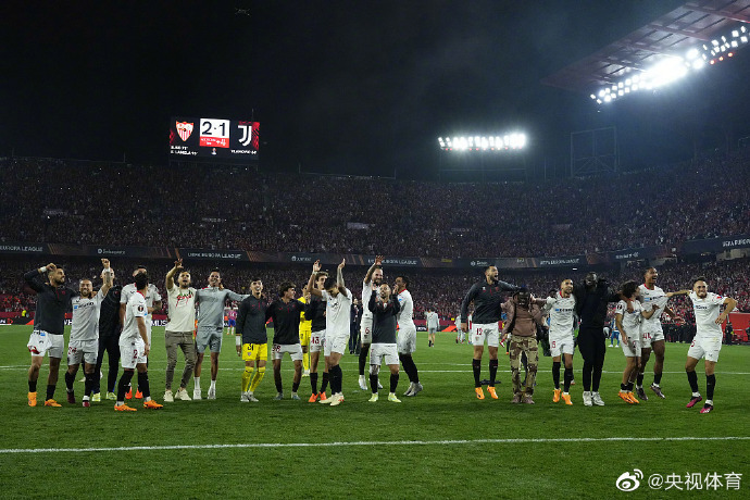 od体育娱乐-塞维利亚客场逆转战胜对手，豪取三分