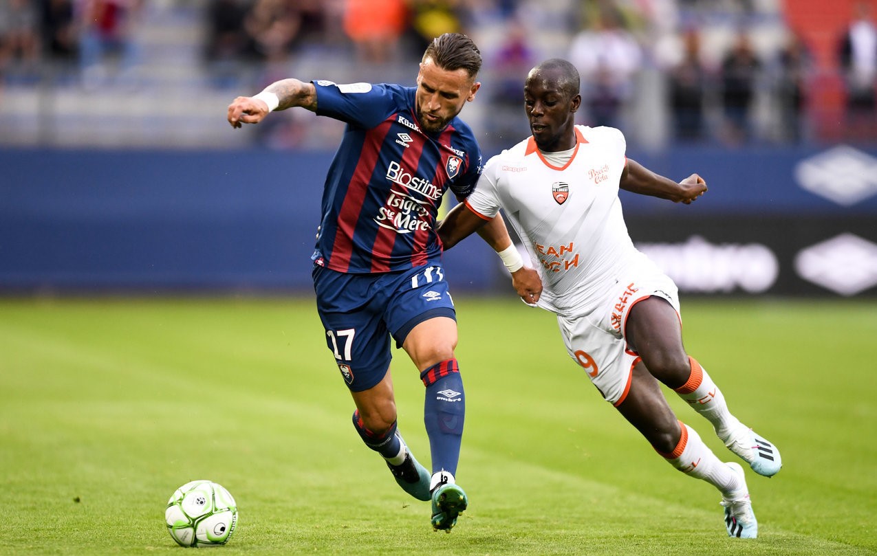 od体育中国官网-里尔主场大胜卡昂，保持不败